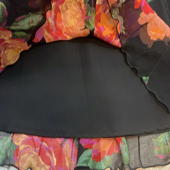 Vintage Jones New York 100% Silk Black Floral Print A Line Skirt Size 12 - Picture 5 of 11